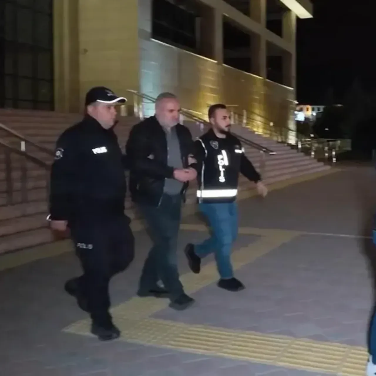 Kırıkkale Belediyesi rüşvet soruşturmasında 3 personel tutuklandı