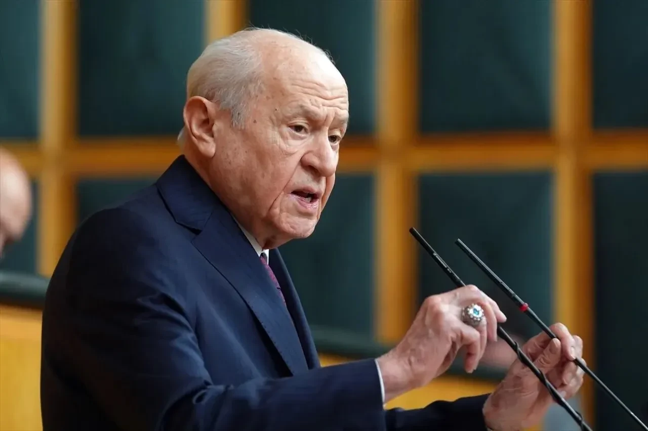 MHP lideri Bahçeli'den fon soruşturmasına ilişkin açıklama: Suç varsa kişinin kimliğine bakılmadan üzerine gidilmeli