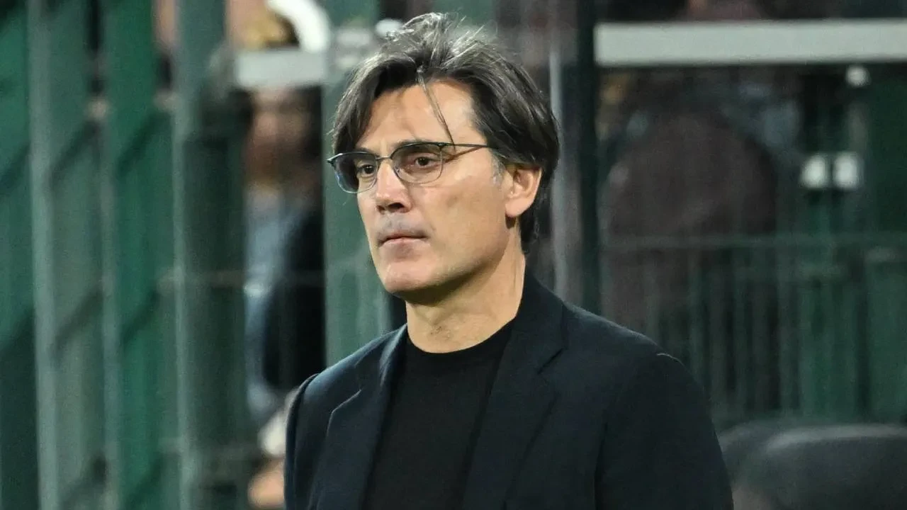 Montella, Belçika yenilgisinin ardından istifa tezahüratlarıyla ilgili konuştu! "Eleştirilere çok fazla kulak asmak istemiyorum"