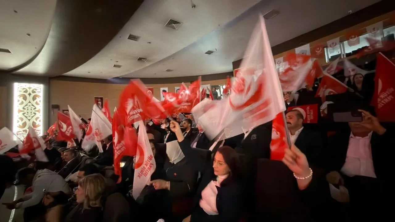 Mustafa Destici 4 kesimi sayıp 'vergide adalet' çağrısı yaptı 