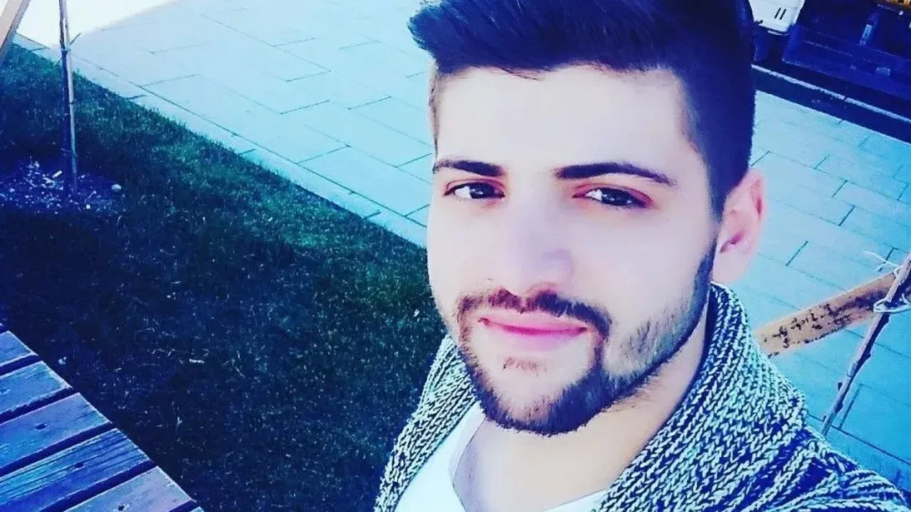 Yaya geçidinden geçerken yolcu otobüsü çarptı
