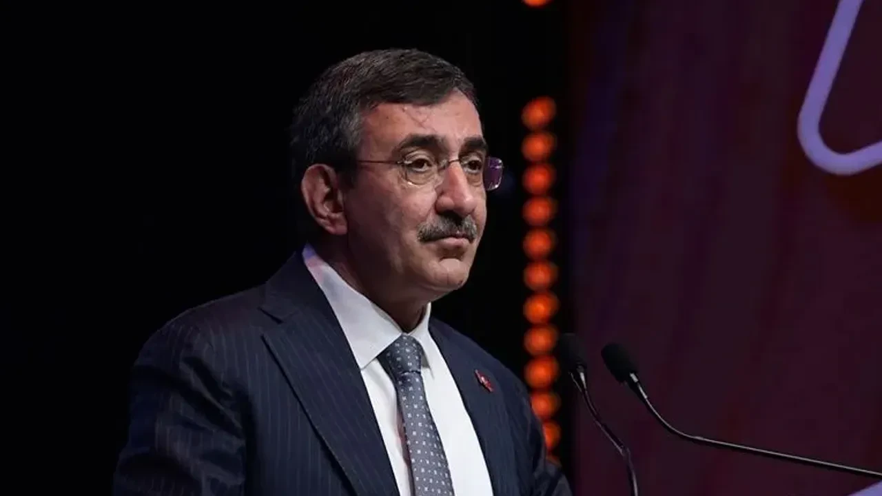 Cevdet Yılmaz: 