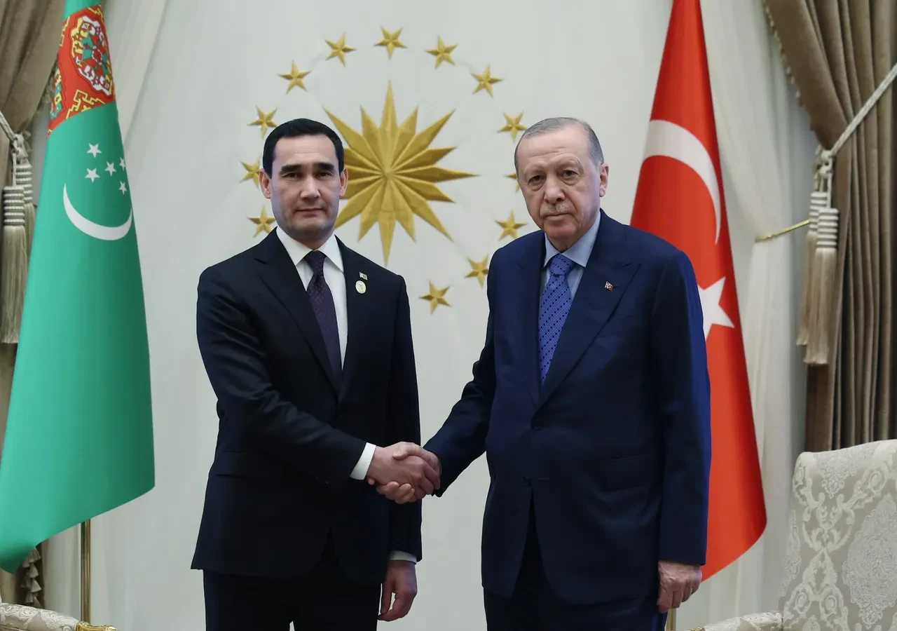 Cumhurbaşkanı Erdoğan'dan TDT Zirvesi kapsamında peş peşe temaslar