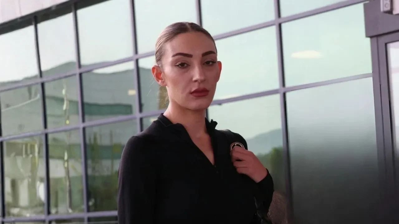 Güllü'nün kızı Tuğyan'ın skandalları bitmiyor! Halay görüntülerinden sonra kalp masajı ortaya çıktı