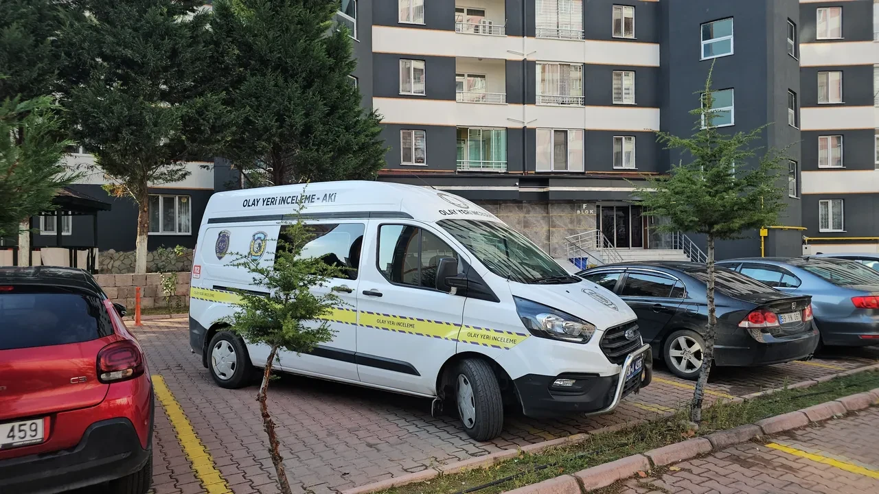 Kayseri’de dehşet veren olay! Karı-koca birbirlerini bıçakladı