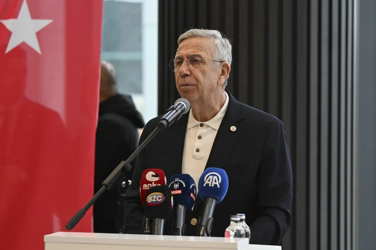 Mansur Yavaş AK Parti'ye geçeceği yönündeki iddialara cevap verdi