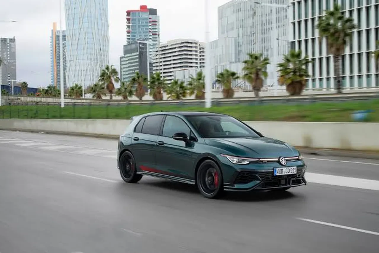 Volkswagen elektrikli Golf projesini durdurdu: Çıkış tarihi ertelendi