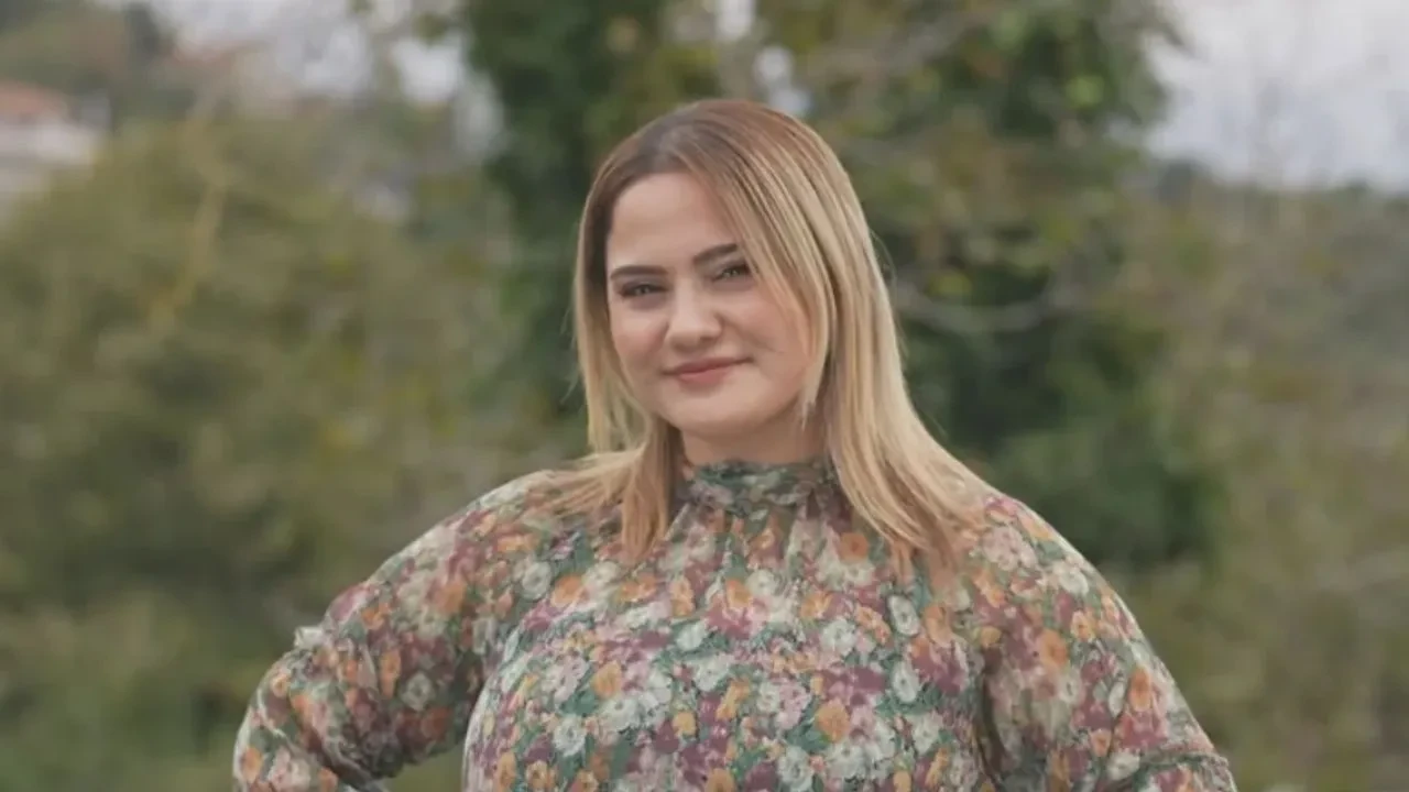 Yemekteyiz Büşra Kayar kimdir? Nereli, evli mi, ne iş yapıyor?