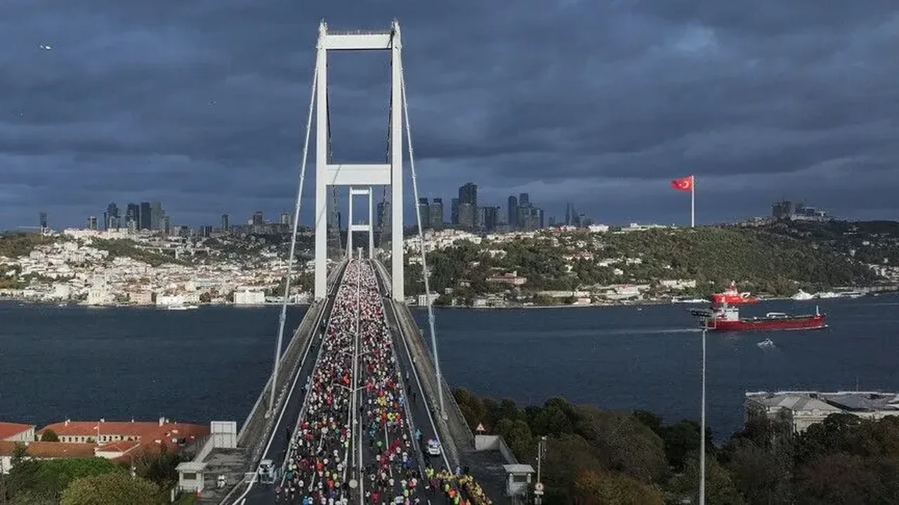 1 Kasım kapalı yollar ve alternatif güzergahlar: 1 Kasım Pazar hangi yollar kapalı, ne maratonu var?
