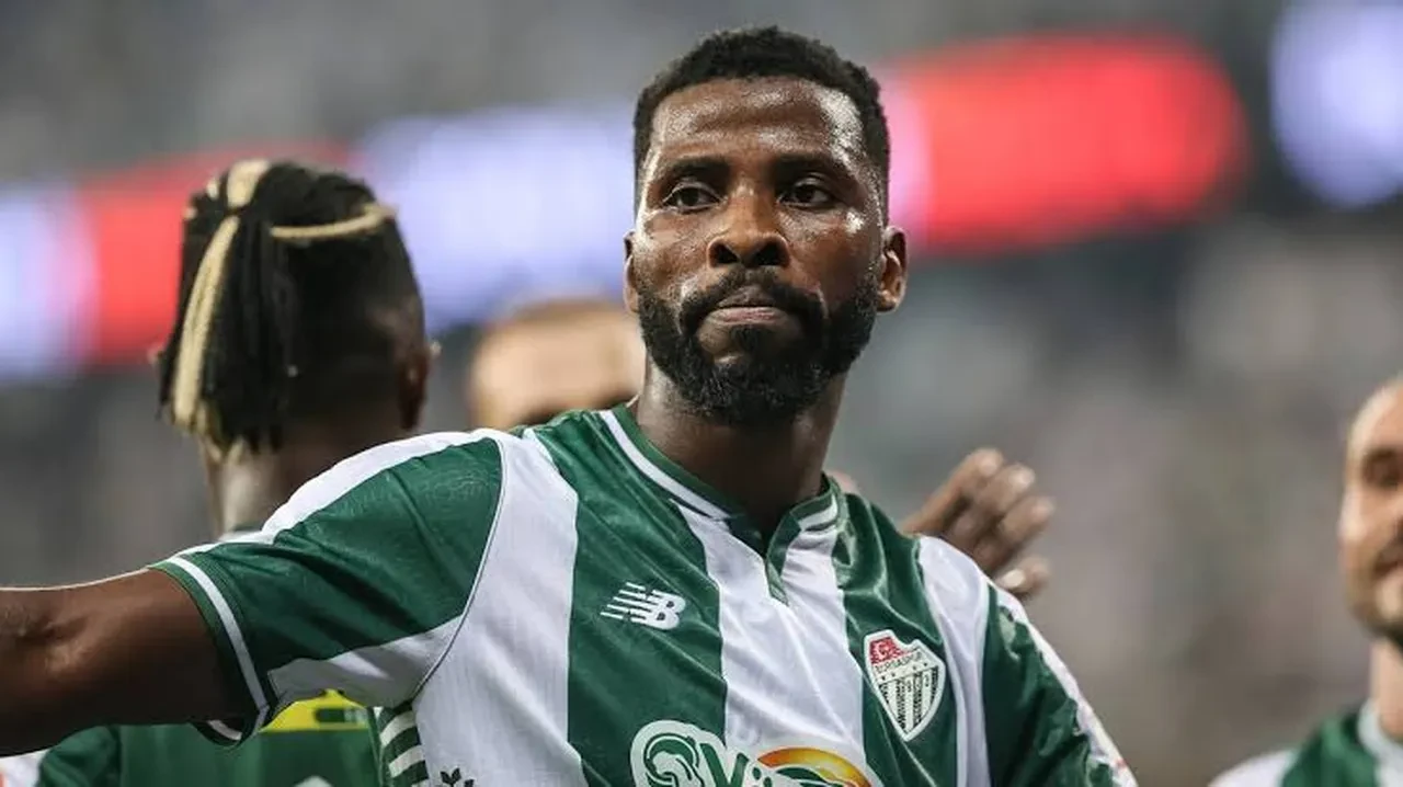 Fenerbahçe yeni forvetini buldu! Transfer için resmi açıklama geldi