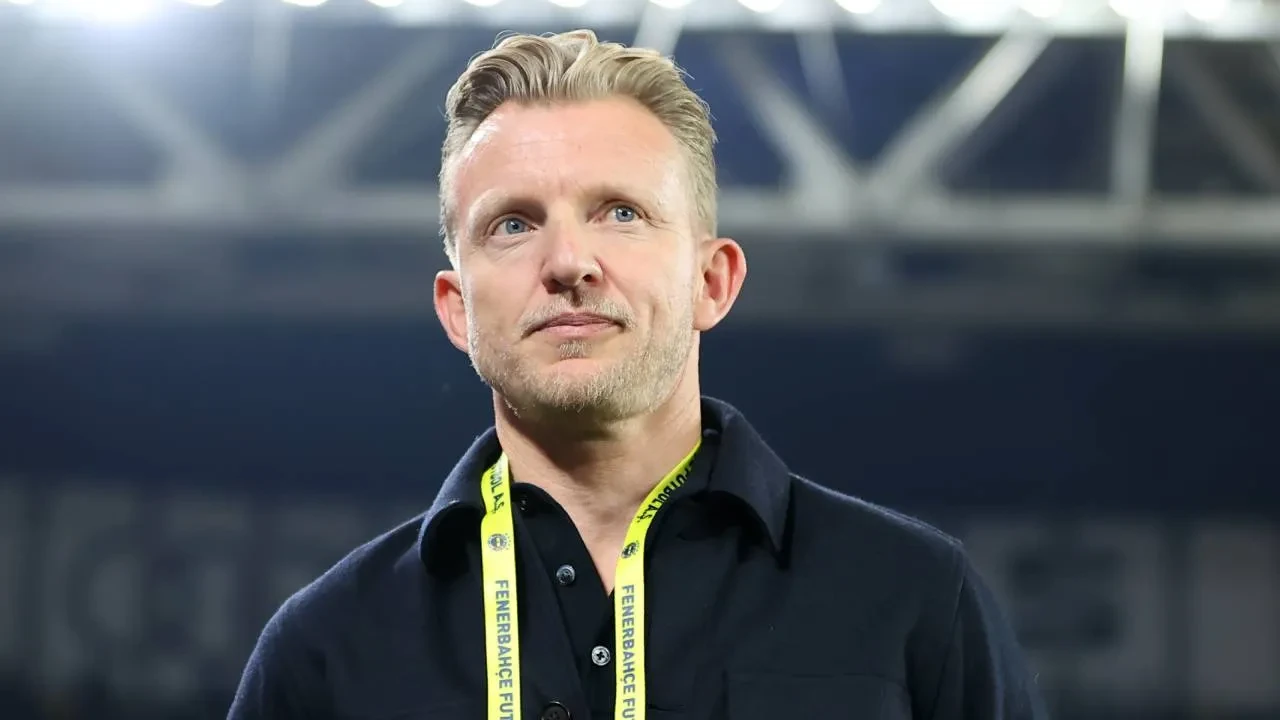 Fenerbahçe'de Kuyt, Göztepe yenilgisini değerlendirdi! "Taraftarlarımızdan özür diliyorum"