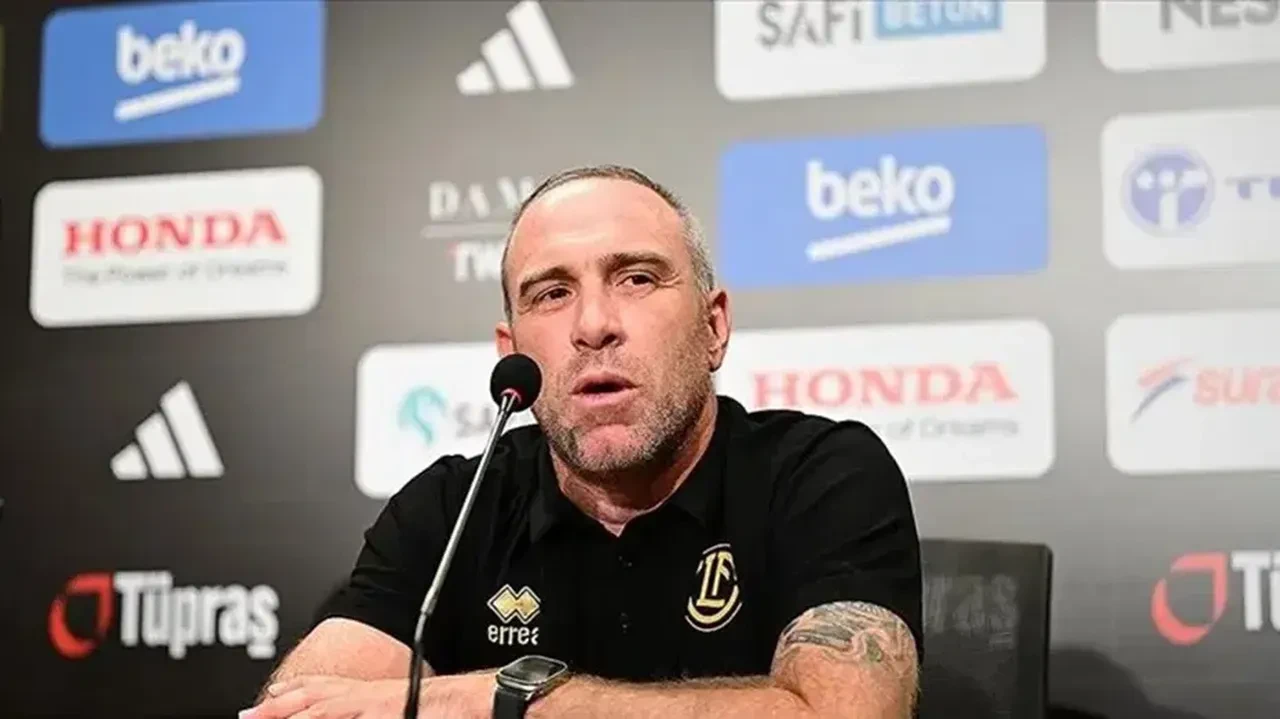 Fenerbahçe'nin teknik direktör adayları arasındaydı: Mattia Croci-Torti'den resmi açıklama geldi!