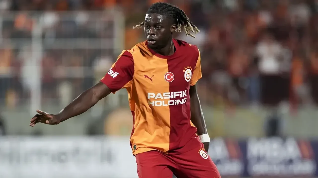 Galatasaray’da ayrılık kesinleşti! Yıldız futbolcu ocakta gidiyor