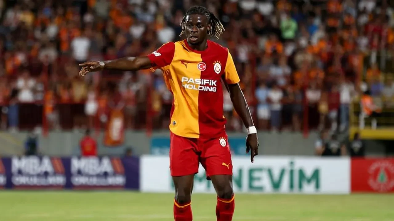 Galatasaray’da ayrılık kesinleşti! Yıldız futbolcu ocakta gidiyor