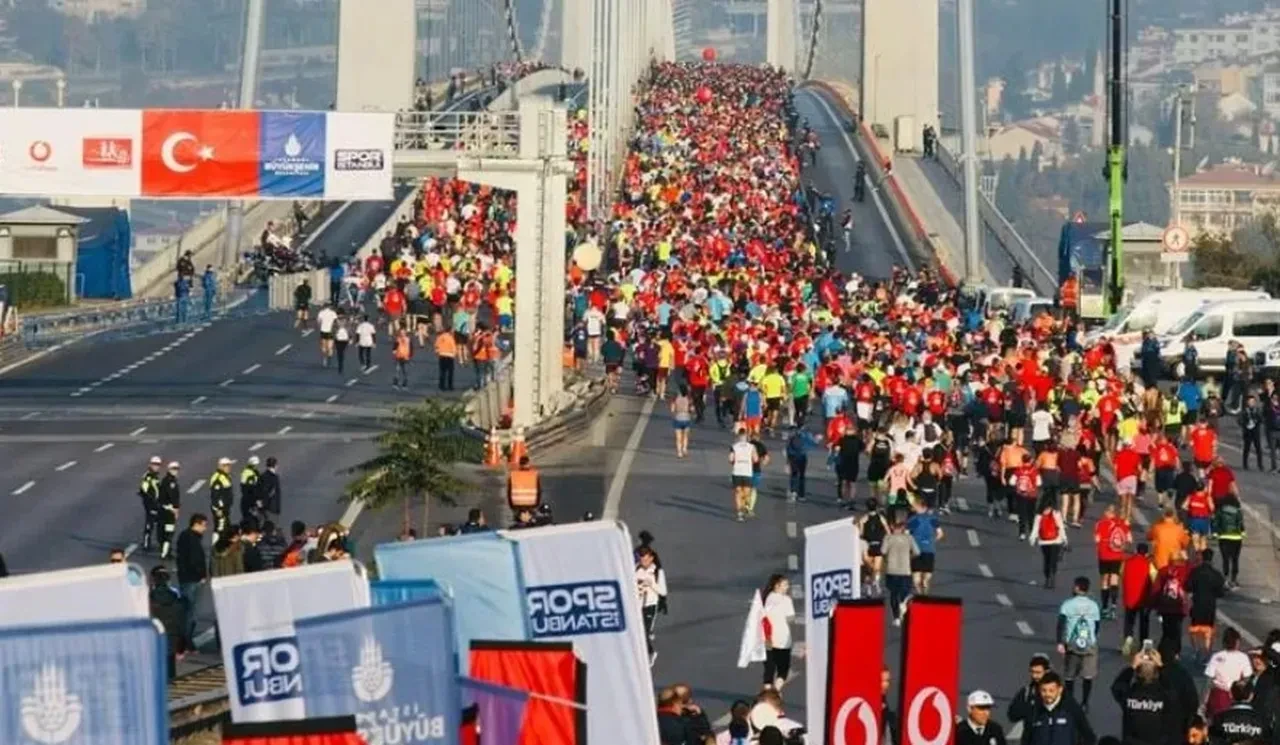 İstanbul'da maraton kısıtlamaları başlıyor: Köprü, tünel ve toplu taşımada dikkat edilmesi gerekenler