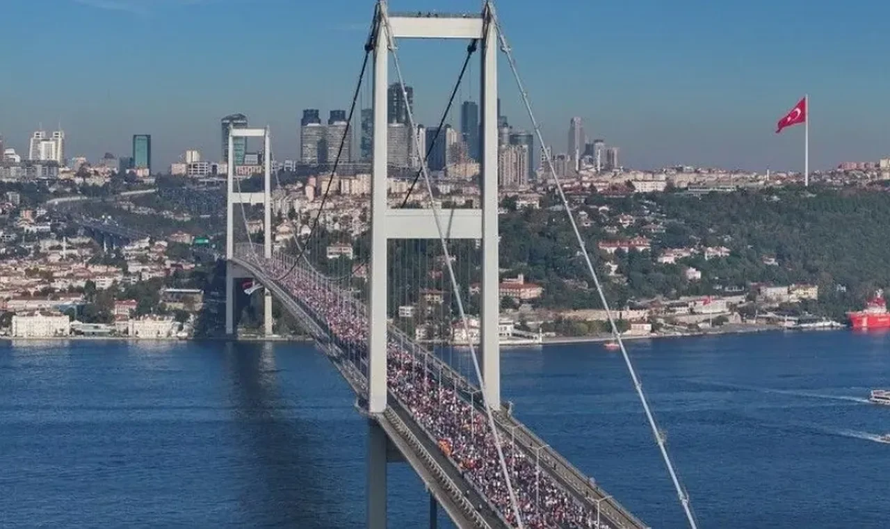 İstanbul'da ulaşıma maraton ayarı: 1 Kasım'da bu yollar kapalı