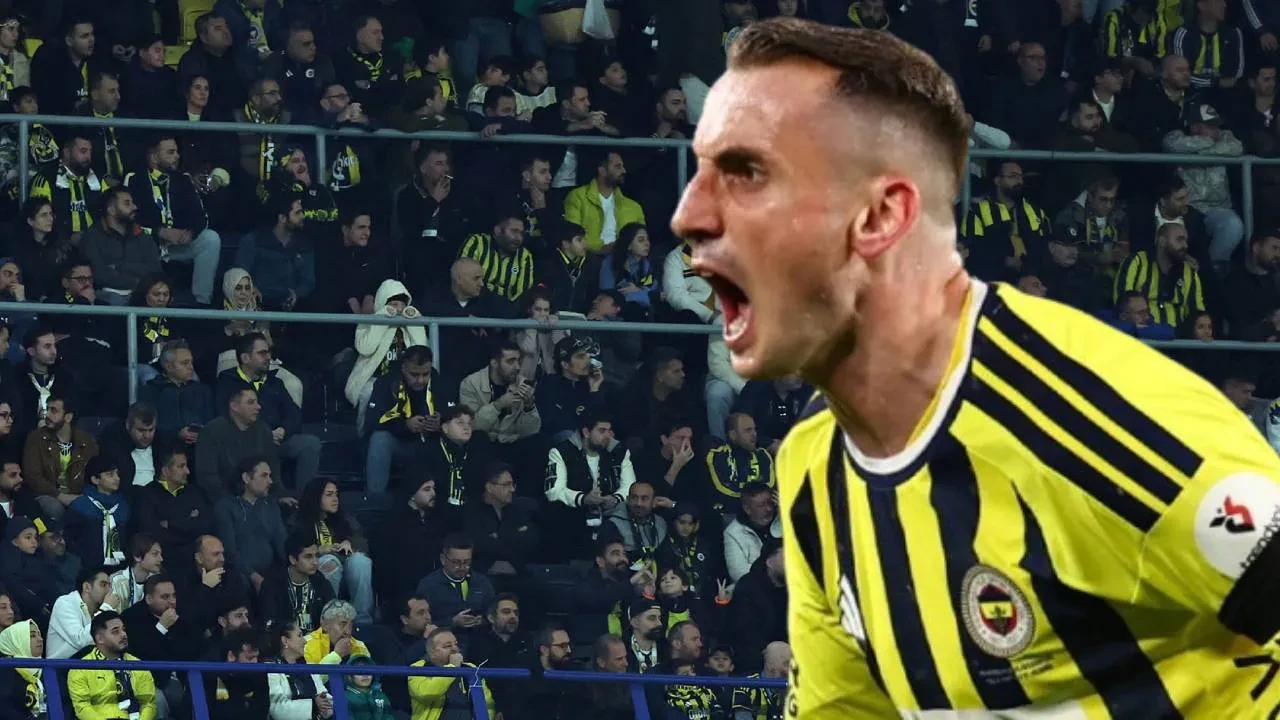 Kerem Aktürkoğlu'ndan Fenerbahçe taraftarına tepki! Maç sırasında gerginlik çıktı
