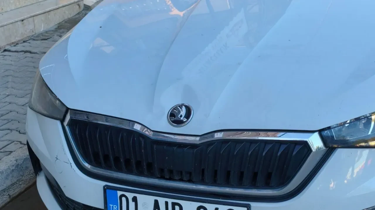 Öğretmenin otomobiline molotof atıldı: Olayı gerçekleştiren 15 yaşındaki çocuk çıktı