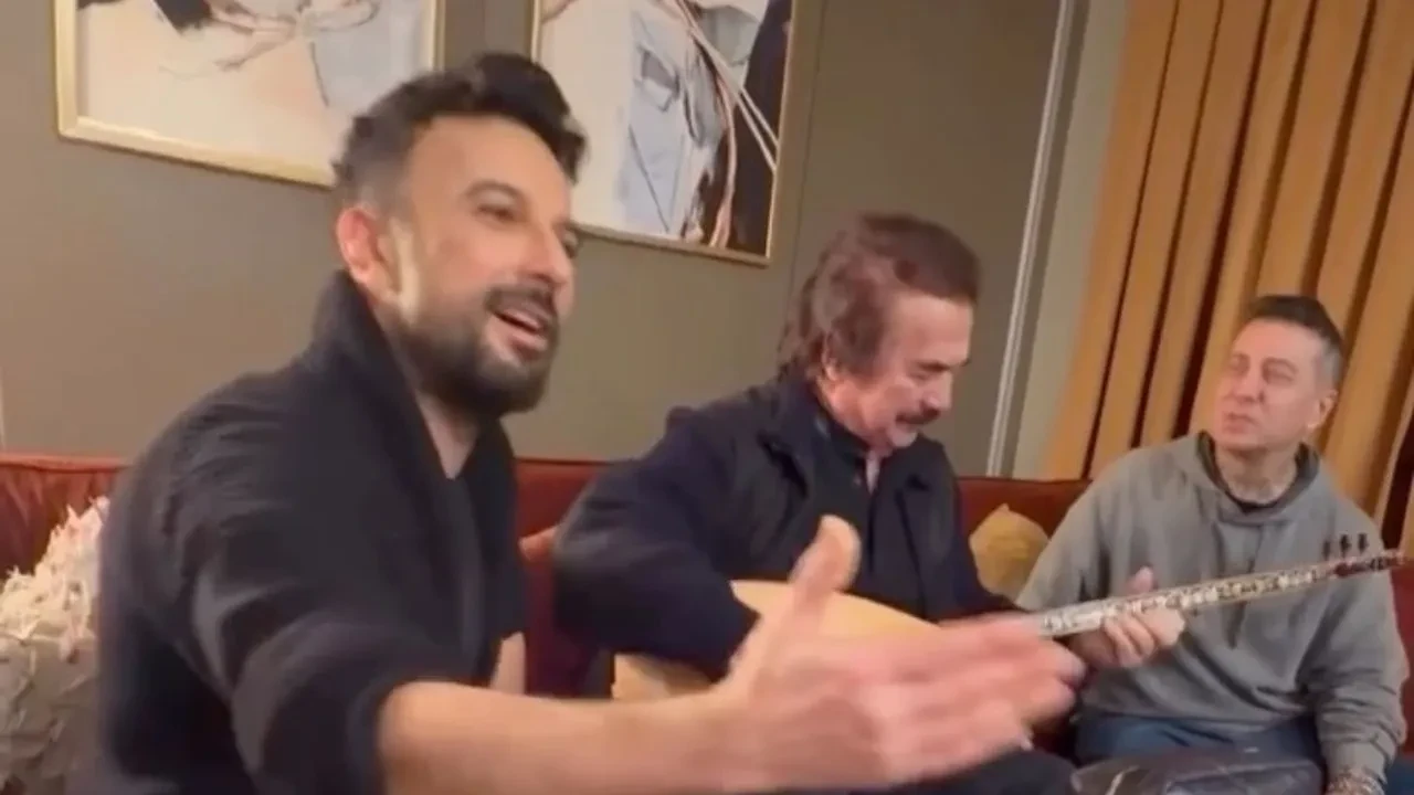 Orhan Gencebay ve Tarkan’dan Hatasız Kul Olmaz düeti! O anlar ilgi gördü