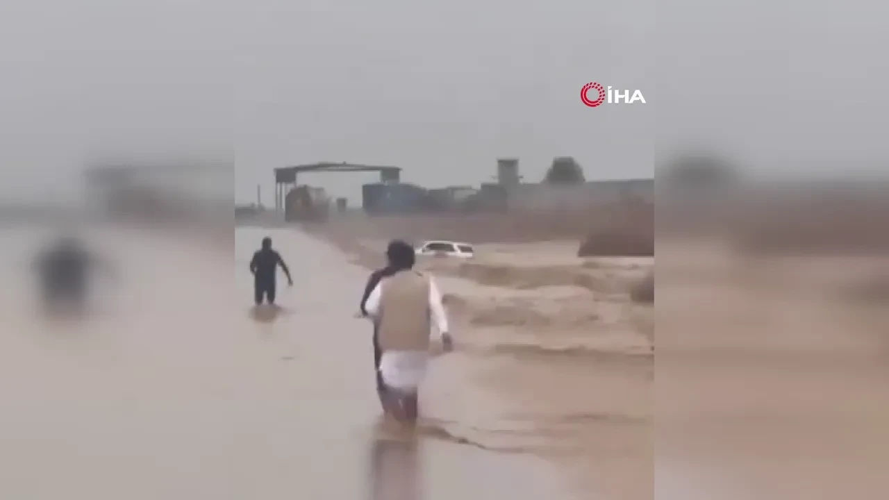 Suriye'yi sel vurdu! 7 kişi hayatını kaybetti