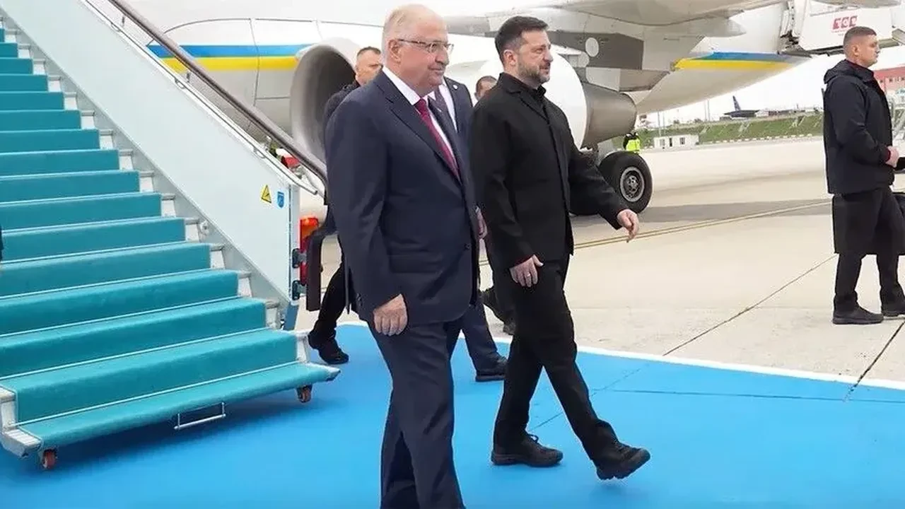 İstanbul'da kritik zirve: Cumhurbaşkanı Erdoğan ile Zelenskiy görüşmesi başladı