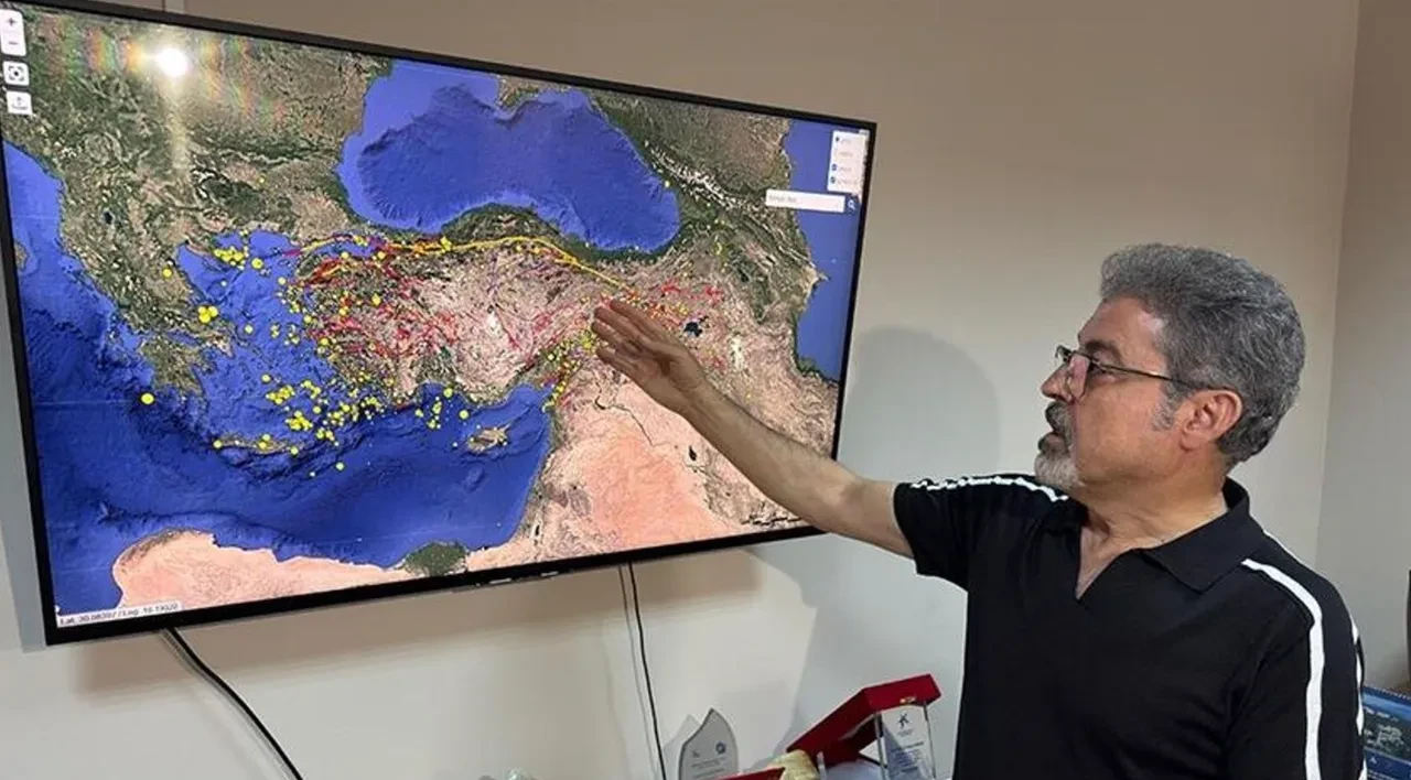Adana ve Osmaniye'deki depremler sonrası Prof. Dr. Hasan Sözbilir'den kritik uyarı: Enerji birikimi var, deprem fırtınası sürebilir