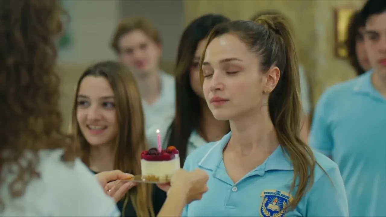 Daha 17’de Deniz ve Teoman evlenecek mi? Daha 17’de herkes sorunun cevabını merak ediyor