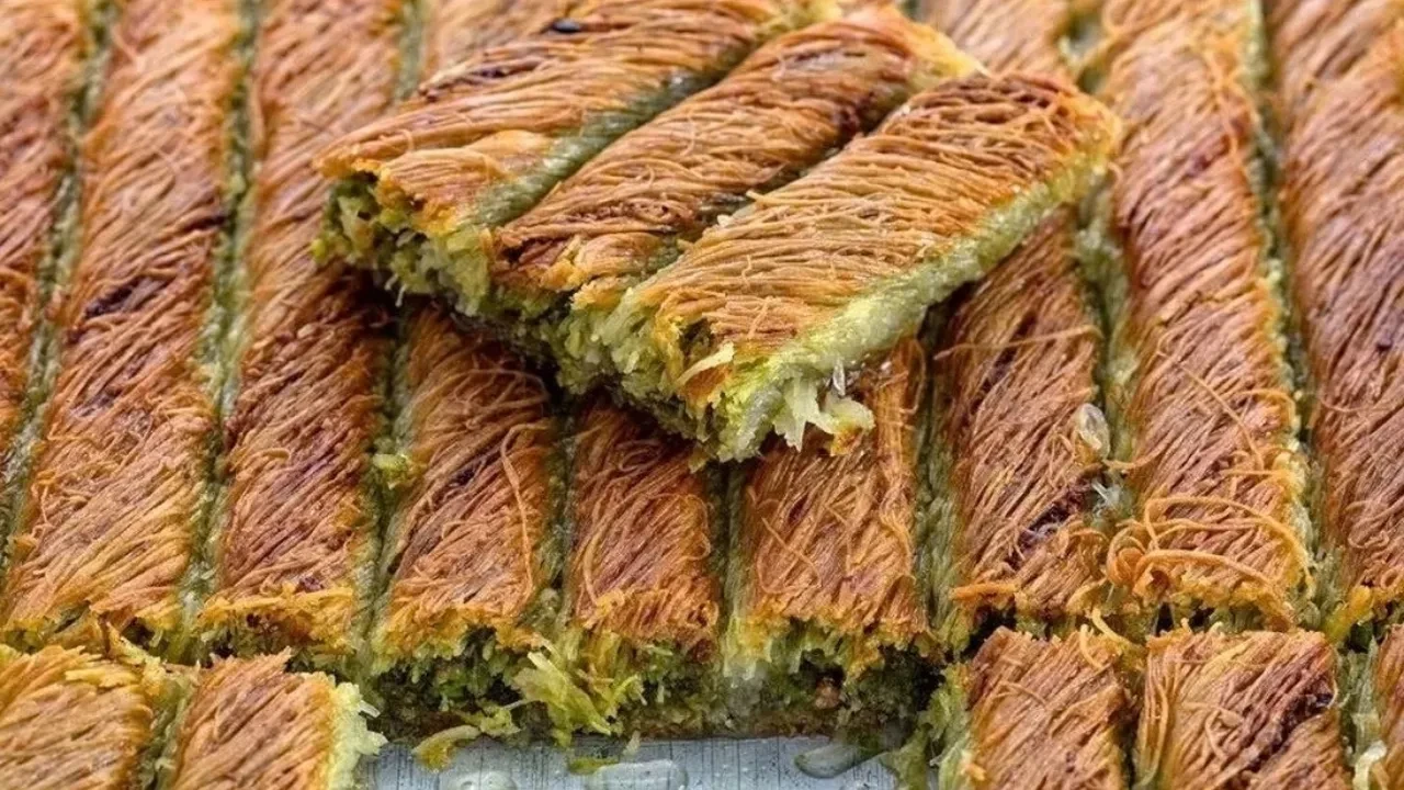 Diyarbakırlı komşumdan burma tatlısının en kolay halini öğrendim! Tadı damağımızda kaldı