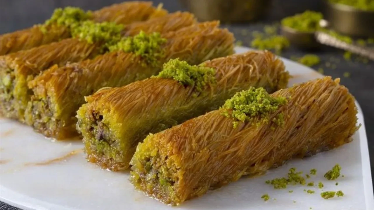 Diyarbakırlı komşumdan burma tatlısının en kolay halini öğrendim! Tadı damağımızda kaldı