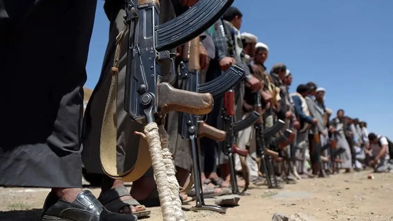 Husiler Suudi Arabistan'da Aramco'yu hedef aldı! Yemen hükümeti operasyon başlattı