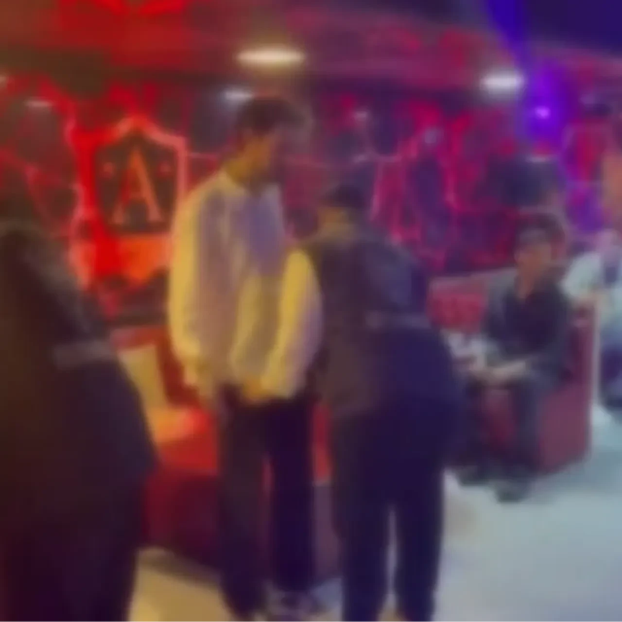 İstanbul'da eğlence mekanlarına operasyon