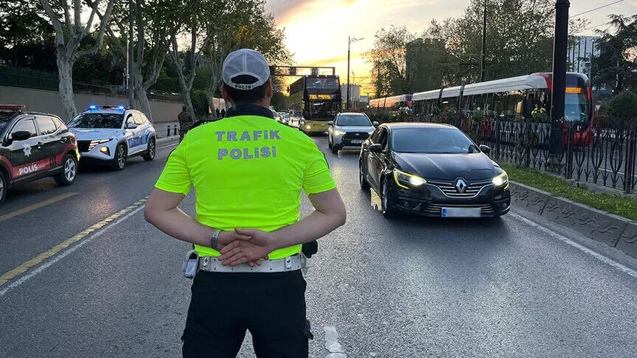 İstanbullular dikkat! Bazı yollar trafiğe kapatıldı