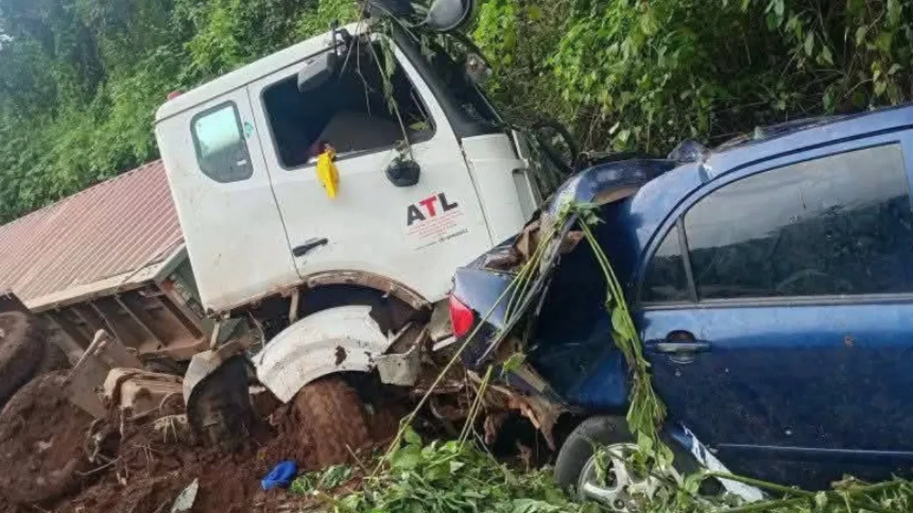 Nijerya'da zincirleme trafik kazası: 20 kişi hayatını kaybetti