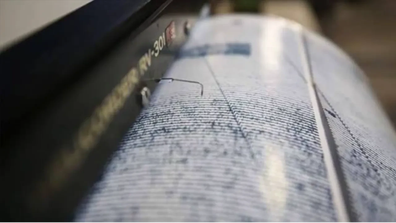 Son dakika deprem mi oldu? Az önce deprem nerede oldu? Ankara, İstanbul, Balıkesir, Adana son depremler... 