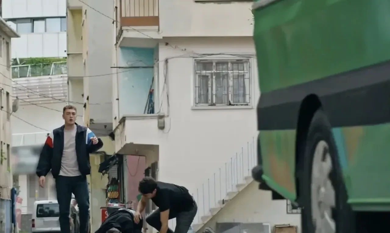 Altı Üstü İstanbul Emir diziden ayrılıyor mu? Özel bölüm sonrası Rahimcan Kapkap diziden ayrılacak mı merak edildi