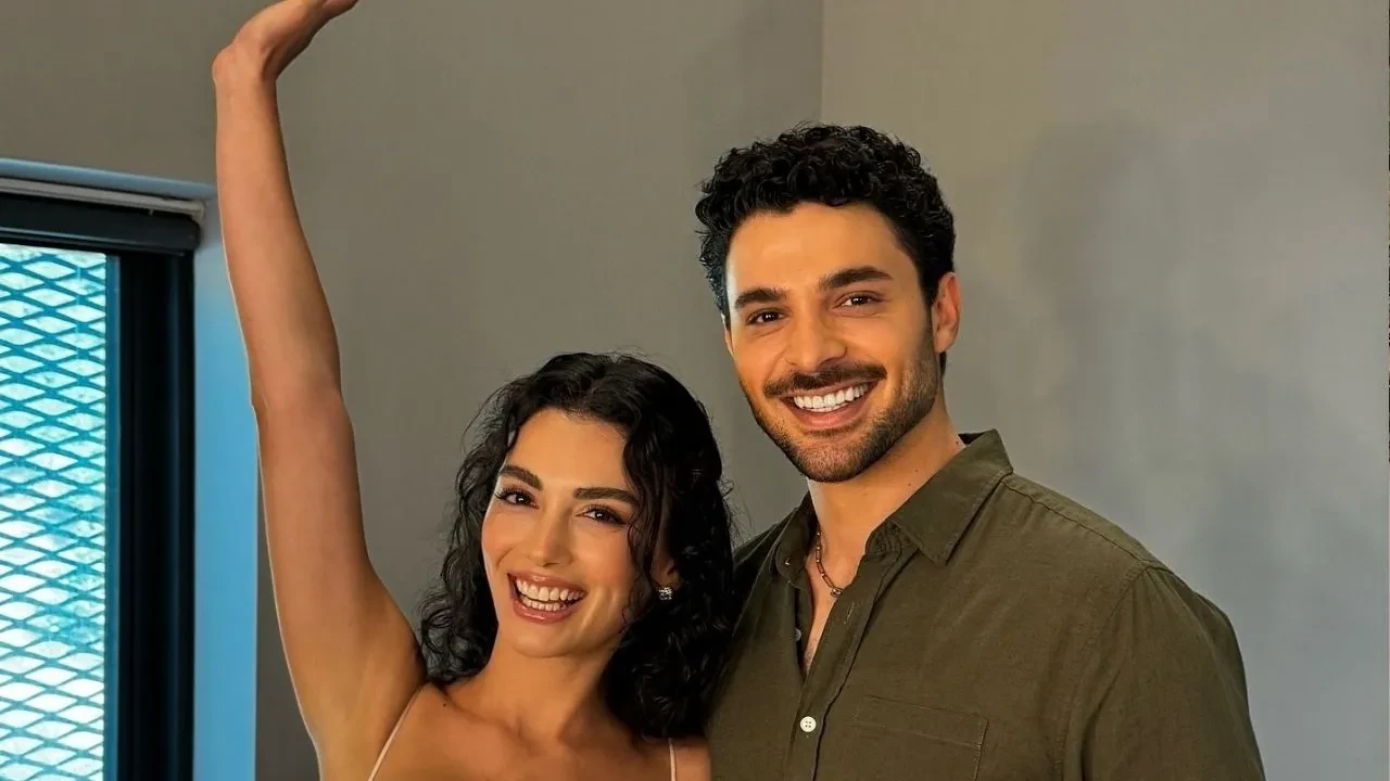 Halit Özgür Sarı ve Özge Yağız yeniden partner oldu! Yeni diziden ilk detaylar geldi