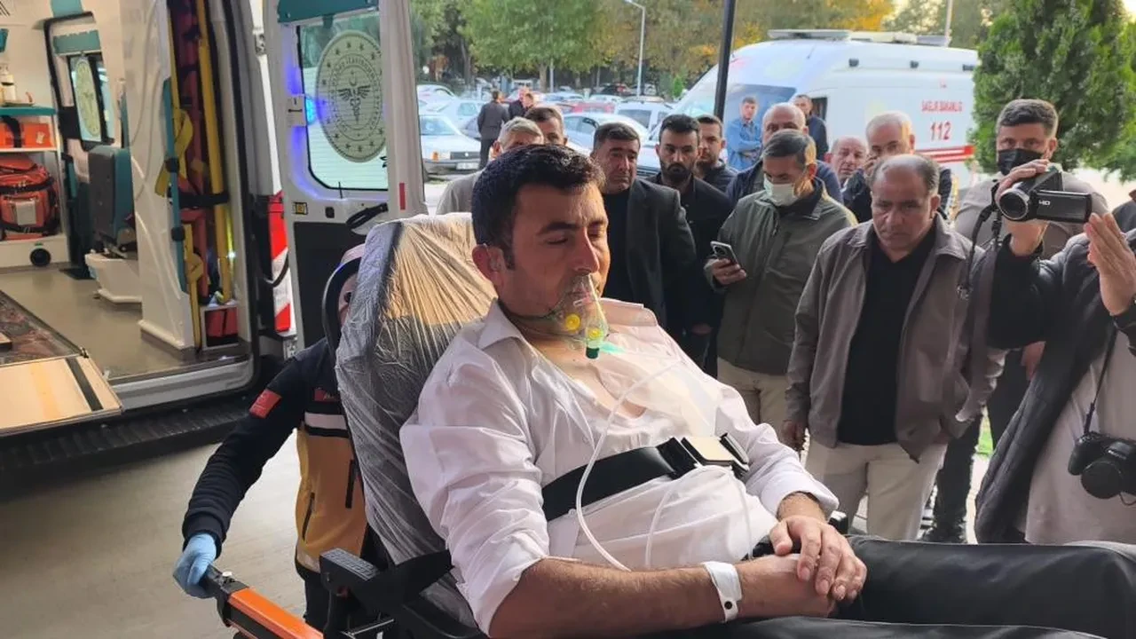 Kayseri'de şeker fabrikasında gaz sızıntısı: Zehirlenen işçi sayısı 45'e yükseldi, valilikten açıklama geldi