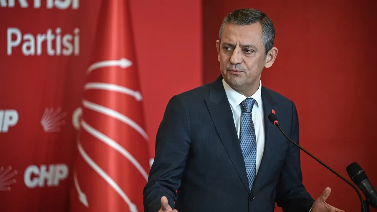 Özgür Özel'den 'yeni ittifak' formülü: 4 partinin kapısını çalacak