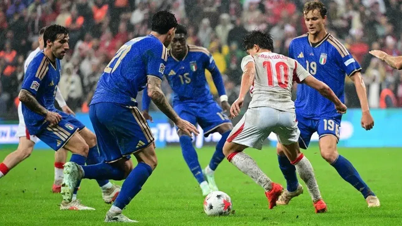 Türkiye, İtalya deplasmanında puan arıyor! Montella’dan 3 değişiklik birden: İşte dev maçın muhtemel 11'leri