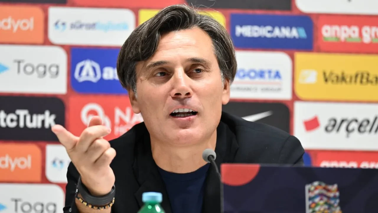 A Milli Takım'da Montella, İtalya yenilgisinin ardından konuştu! "Geleceğe umut dolu bakabiliyoruz"