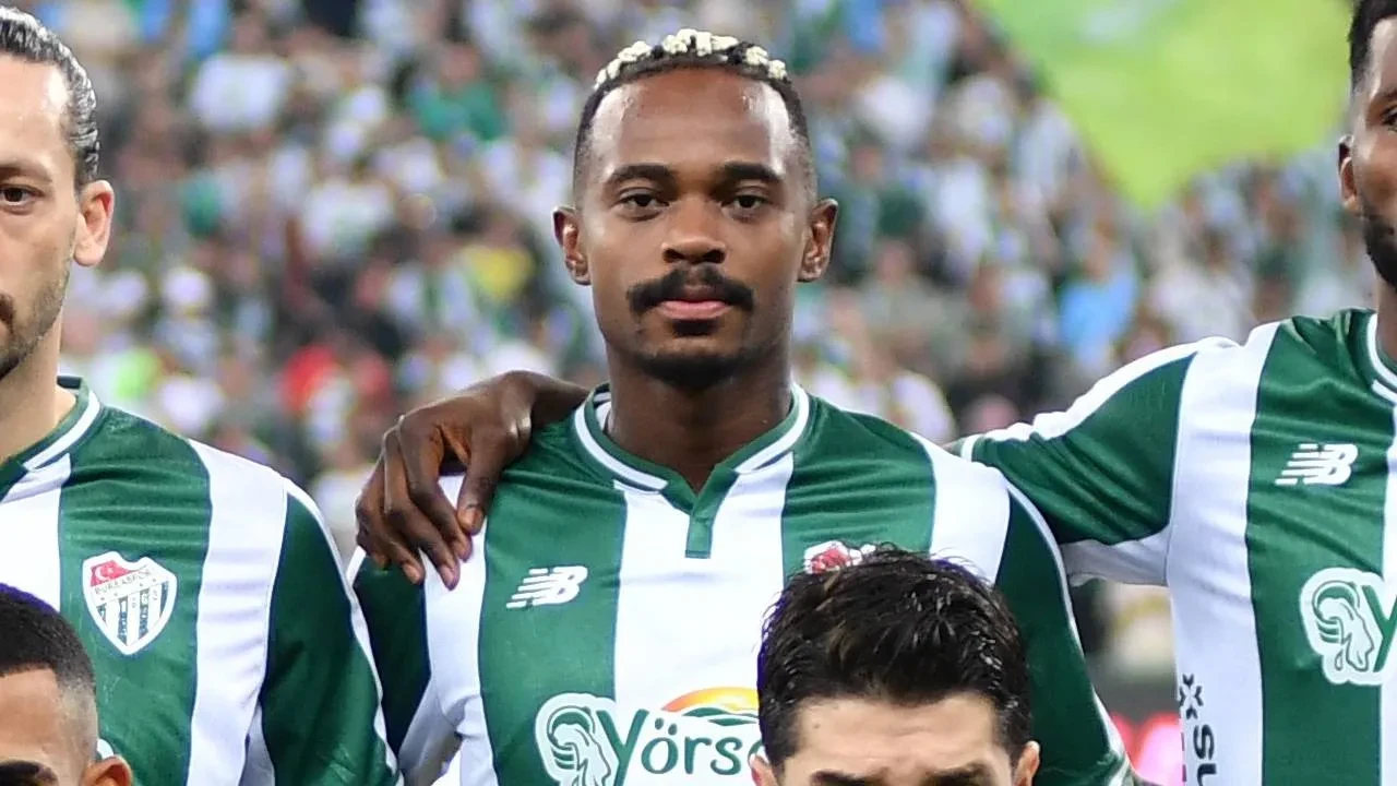 Bursaspor'a yıldız oyuncudan kötü haber! Lincoln Henrique'de sakatlık şoku