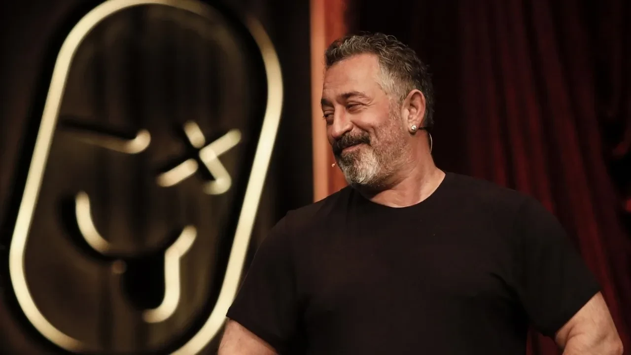 Cem Yılmaz'ın özel üretim saati gündem oldu! Dünyada sadece 7 bin adet üretildi