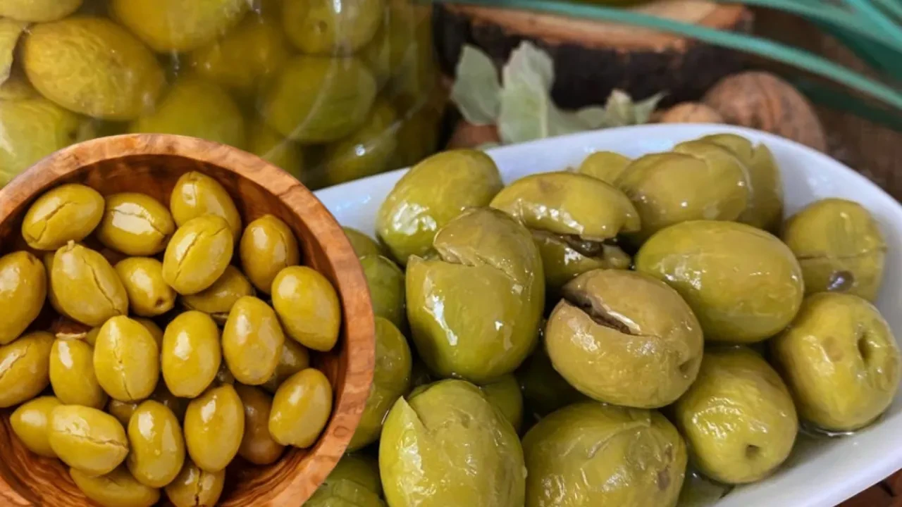Evde Hatay usulü kırma zeytin nasıl yapılır? Kimsenin bilmediği o sır  