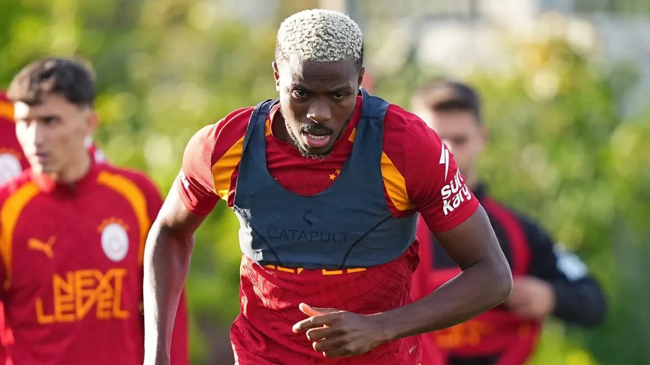 Galatasaray'dan Osimhen açıklaması! Sarı-kırmızılı taraftarları mutlu eden gelişme
