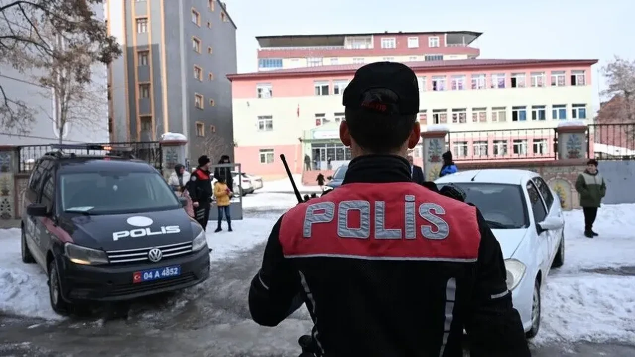 İstanbul’da okullar tatil mi? Yarın (7 Ekim) İstanbul’da okullar tatil mi oldu?