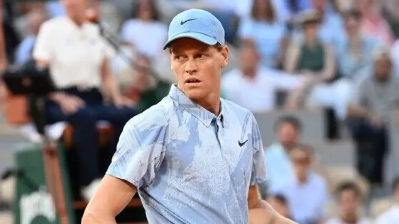 /spor/italyan-tenisci-jannik-sinnerden-kotu-haber-3363664