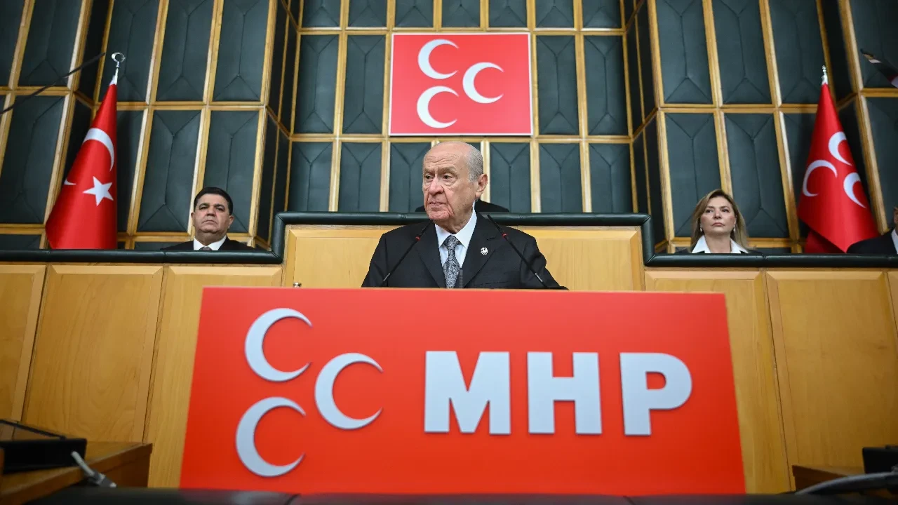 MHP lideri Devlet Bahçeli'den kamuda usulsüzlüğe karşı net mesaj: Kim olursa olsun şeffaf biçimde soruşturulmalı