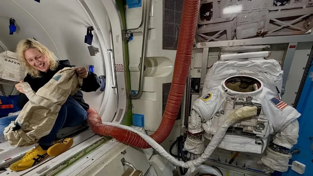 NASA astronotu Deniz Burnham kimdir? Deniz Burnham kaç yaşında? Deniz Burnham aslen nereli?