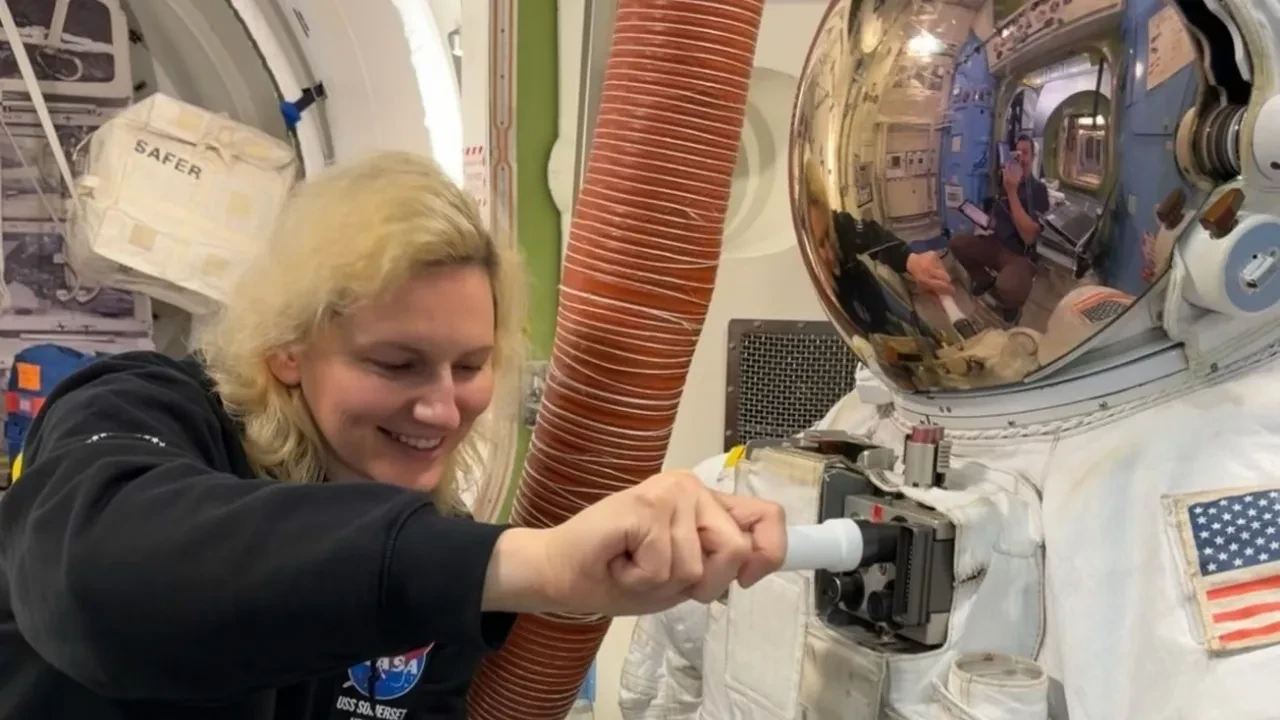 NASA astronotu Deniz Burnham kimdir? Deniz Burnham kaç yaşında? Deniz Burnham aslen nereli?