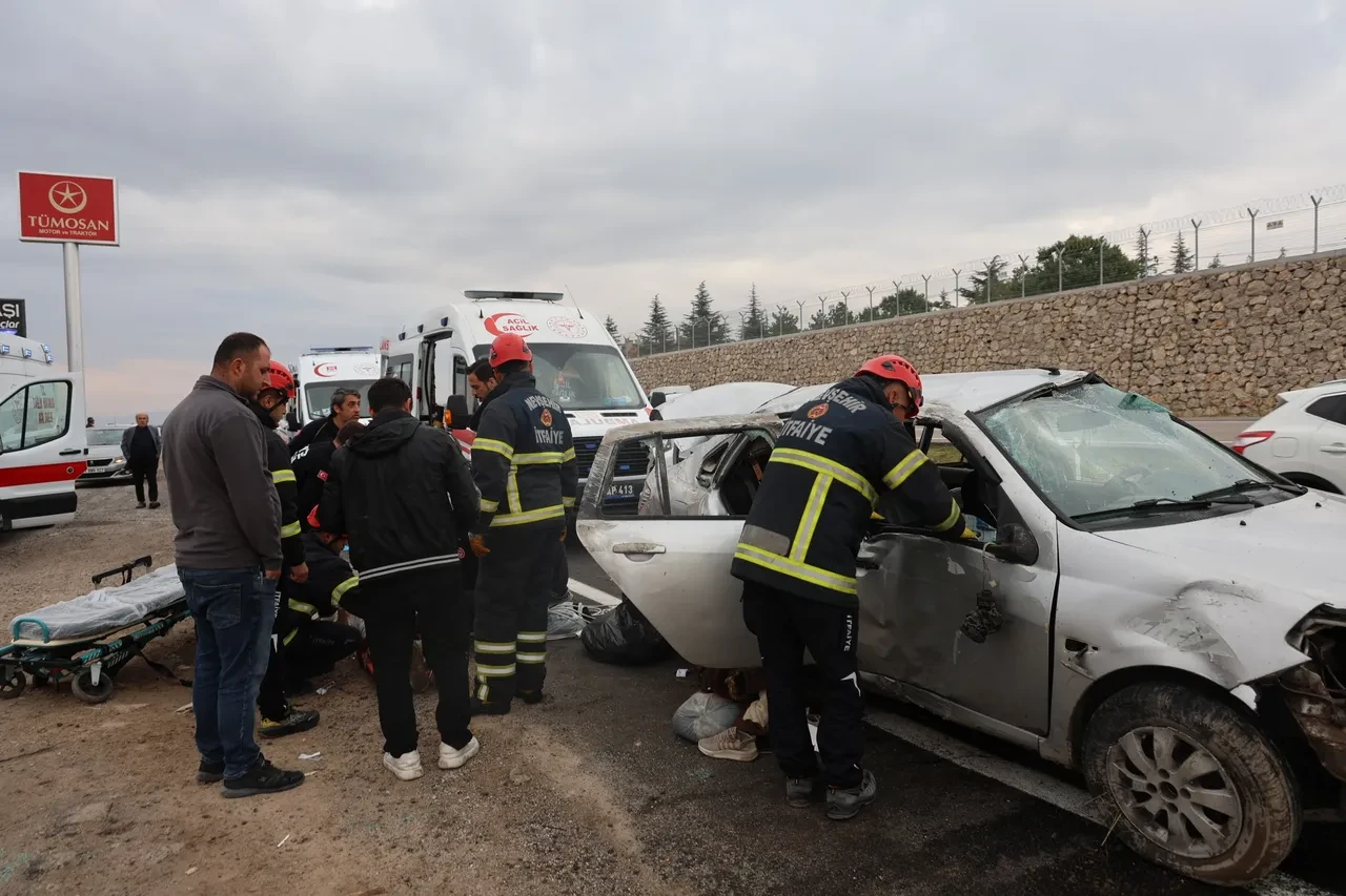 Nevşehir’de Feci Kaza: İş Yerinin Duvarına Çarparak Takla Attı!